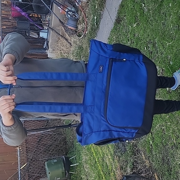 LL Bean Duffle Bag 0FVL2 Double Handle Shoulder Tote Zip Top Blue Nylon Used Onc - Picture 11 of 12